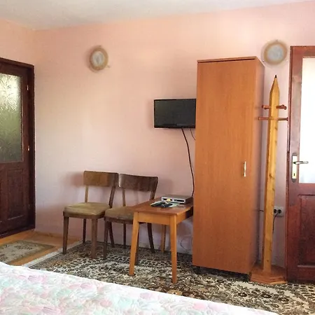 Casa Andrada & Ilinca Gura Humorului